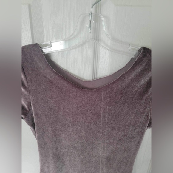 Women Dress Fits Xs to Small- preloved - Picture 2 of 4